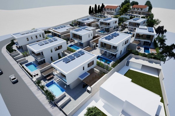 Relaxed Mediterranean Living