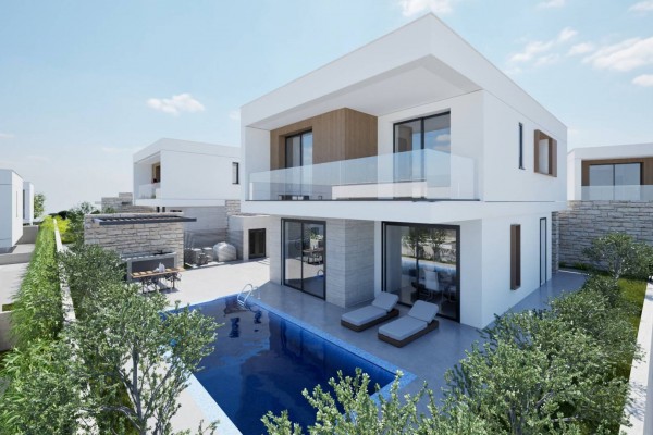 Relaxed Mediterranean Living